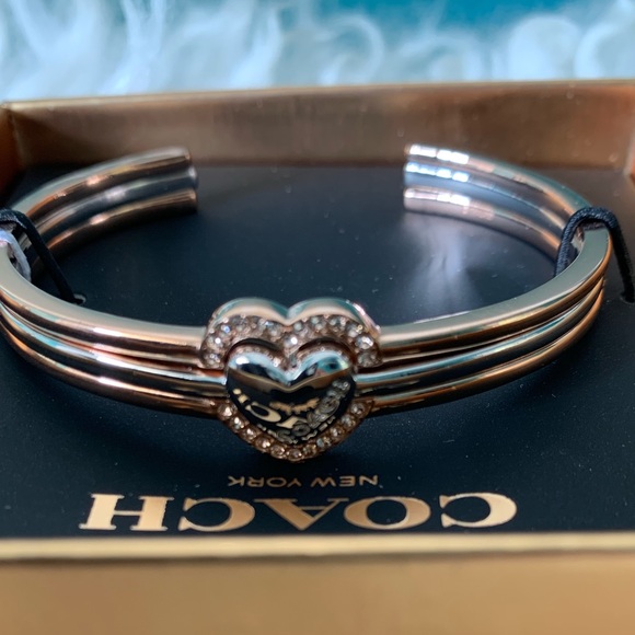 ❤️HALO HEART BANGLE❤️ - Picture 1 of 5